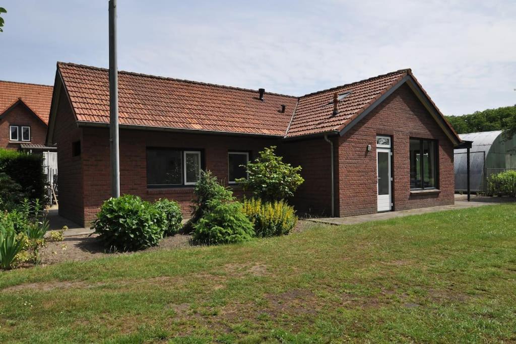 Vakantiewoning Nabij Toverland Griendtsveen Экстерьер фото